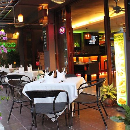 Hemingway'S Hotel Patong Bagian luar foto