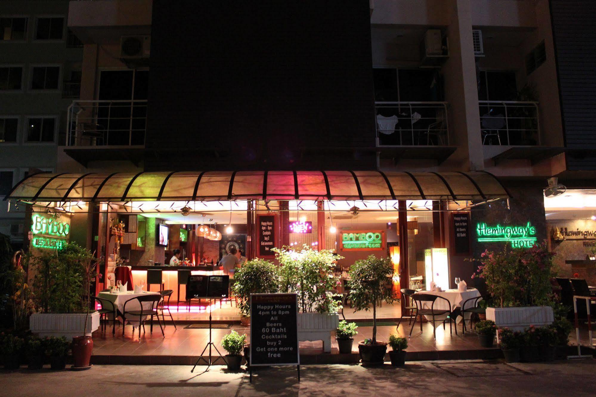Hemingway'S Hotel Patong Bagian luar foto