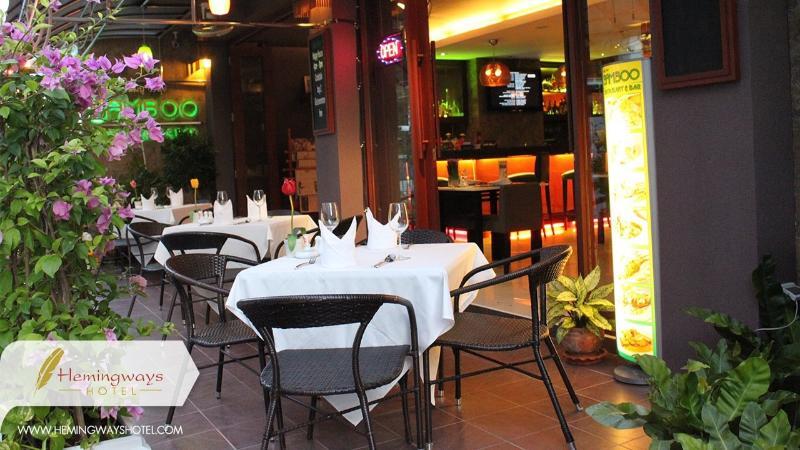 Hemingway'S Hotel Patong Bagian luar foto